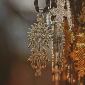 Meet your Posher, Ferhiwot